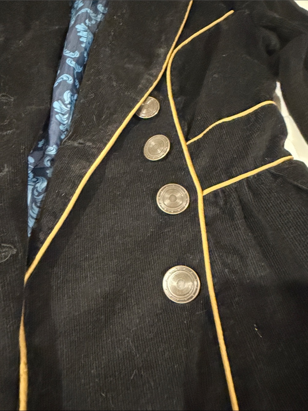 Dr Who TARDIS Hot Topic Black Trench Coat with Gold Piping and Blue Lining XS - Picture 6 of 14